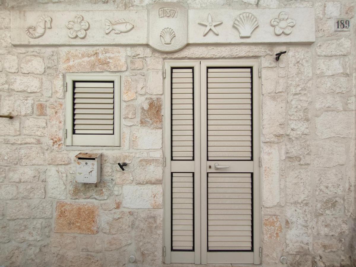 Casetta Garibaldi - Monolocale Storico Per Coppie A Ostuni Holiday home